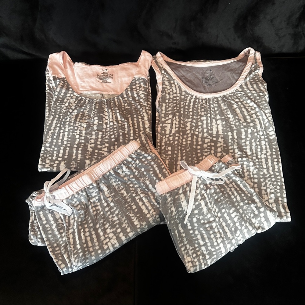 Soft 4-Piece Sleep Set